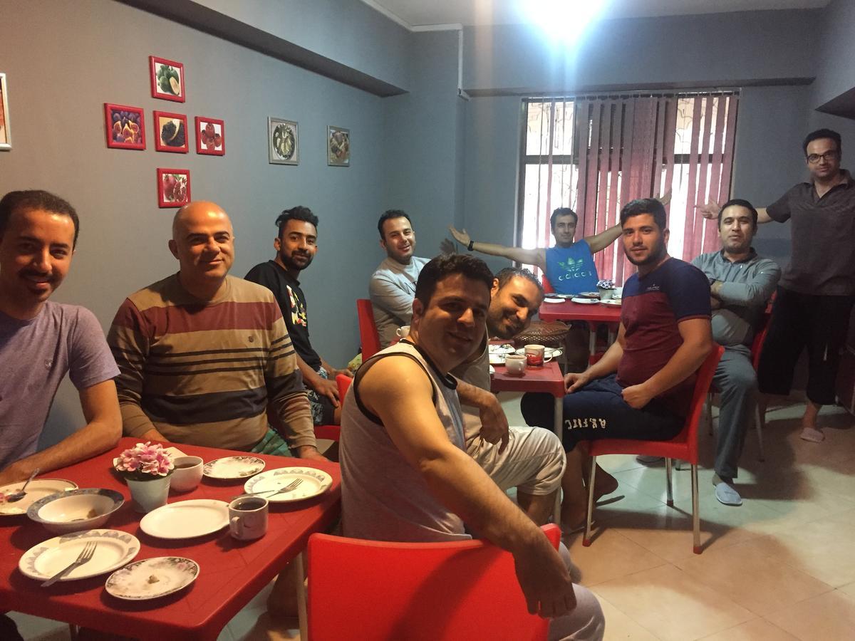 Highland Park Hostel Baku Bagian luar foto