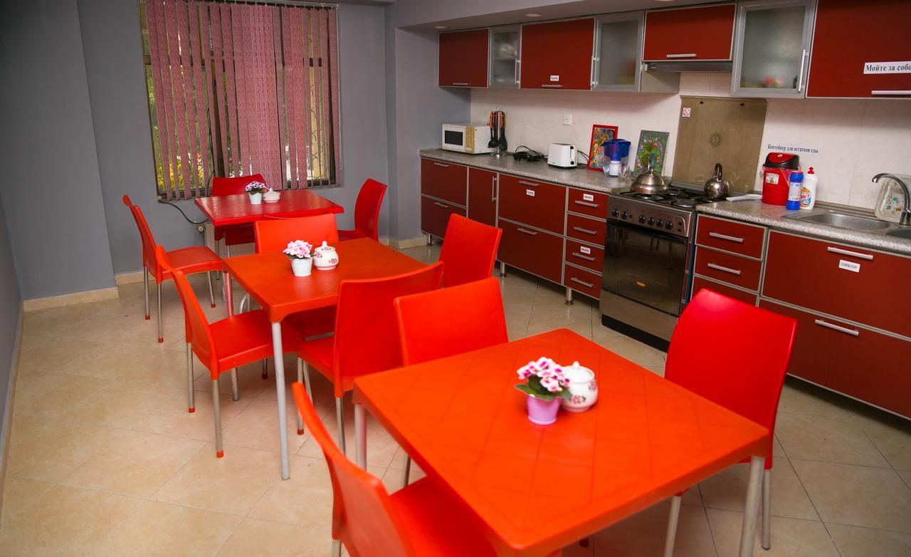 Highland Park Hostel Baku Bagian luar foto