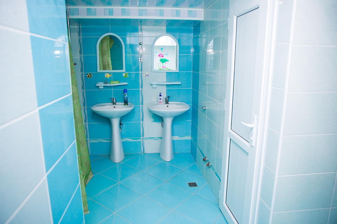 Highland Park Hostel Baku Bagian luar foto