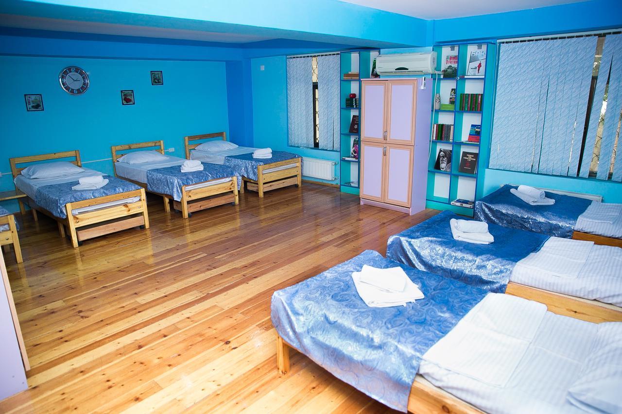 Highland Park Hostel Baku Bagian luar foto